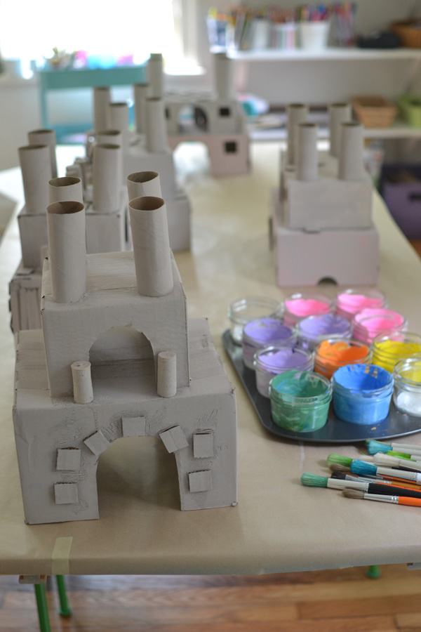 make princess castles from recycled materials