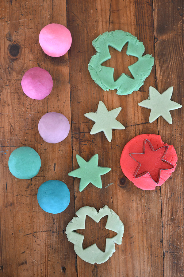 give the gift of the most beautiful colored homemade play dough this Holiday