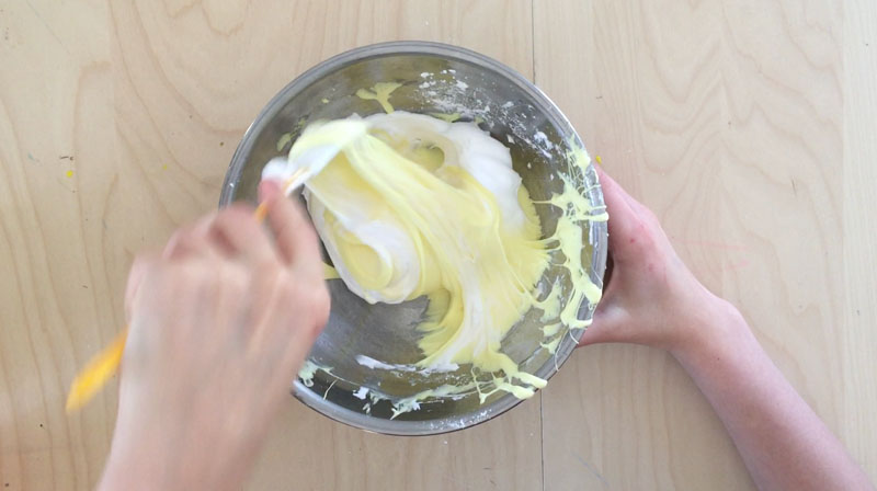 Make this smooth and fluffy slime with shaving cream and glue.