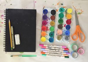 Start an art journal with easy art prompts! Great for children and grown-ups who want to tap into their creative energy.