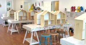 Dollhouse camp for kids! In this first part, the kids paint IKEA wooden dollhouses and make floor plans. Coming up in Part 2: handmade wallpaper and furniture!