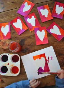 Make postcards with liquid watercolor for Valentine's Day.