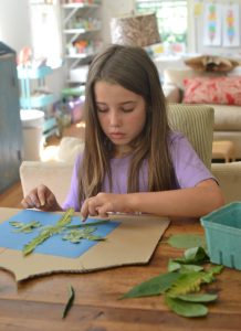 Making sun prints with kids is easy! Also called cyanotypes, this style of printmaking can result in beautiful, framable works of art.