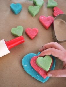 Make homemade playdough with a few simple ingredients that is non toxic and lasts for months!